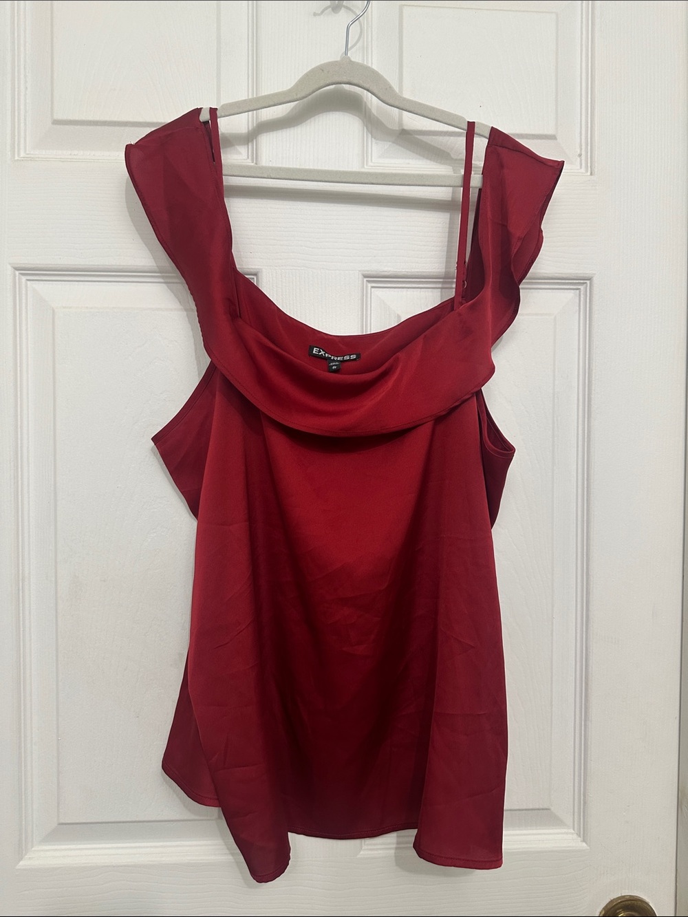 Express Women’s Red Cold-Shoulder Satin Camisole Top